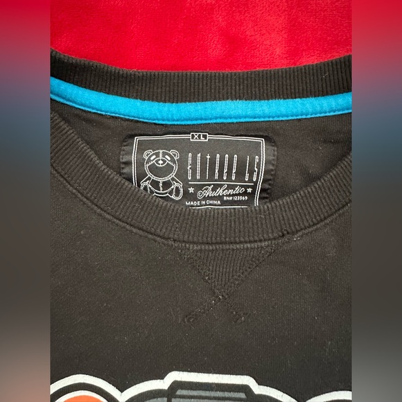 Enter LS Defender Crewneck - Picture 2 of 3